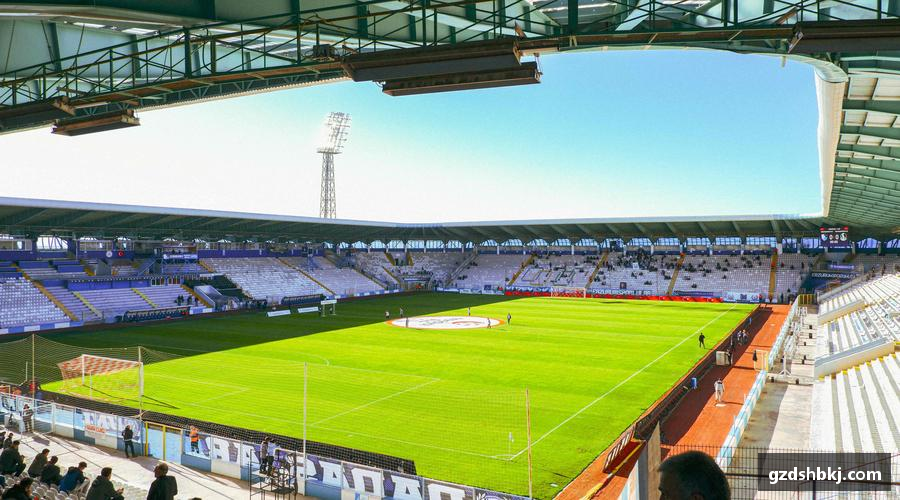 米乐YY易游🎨定制你的专属运动装备，独一无二！👕